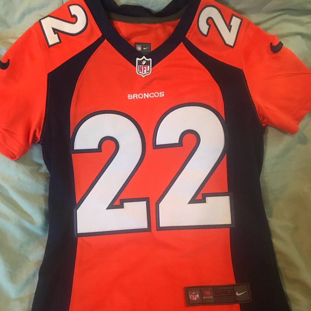 Size medium *fits like small* Broncos Jersey
